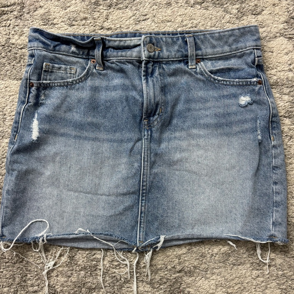 Old Navy Blue Distressed Denim Mini Skirt Mid-Rise Woman Size 10 y2k Western
